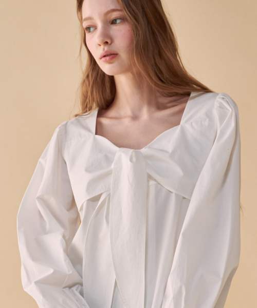 RONRON(ロンロン)の「RIBBON BOW BLOUSE IVORY(シャツ/ブラウス・レディース・その他・FREE)」の3枚目の写真