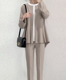 VIBGYOR（ヴィブジョー）の「FReePLACe/2点セット ノーカラージャケット・パンツセットアップ スーツ X12675（セットアップ）」