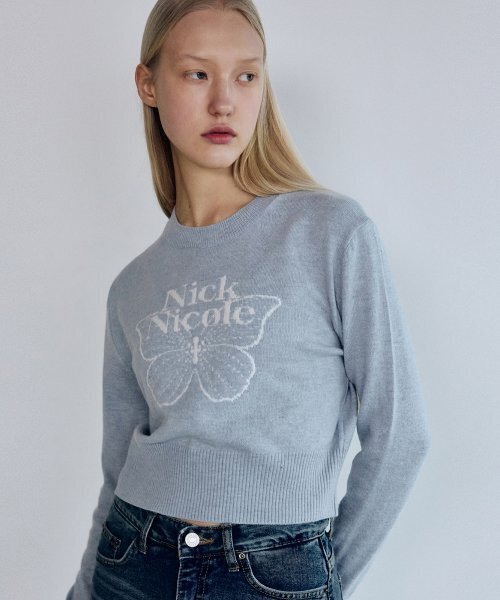 NICK&NICOLE(ニックアンドニコール)の「CASHMERE BUTTERFLY SIGNATURE CROP KNIT_SKY BLUE(ニット/セーター・レディース・その他・FREE)」の3枚目の写真