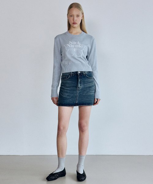 NICK&NICOLE(ニックアンドニコール)の「CASHMERE BUTTERFLY SIGNATURE CROP KNIT_SKY BLUE(ニット/セーター・レディース・その他・FREE)」の4枚目の写真