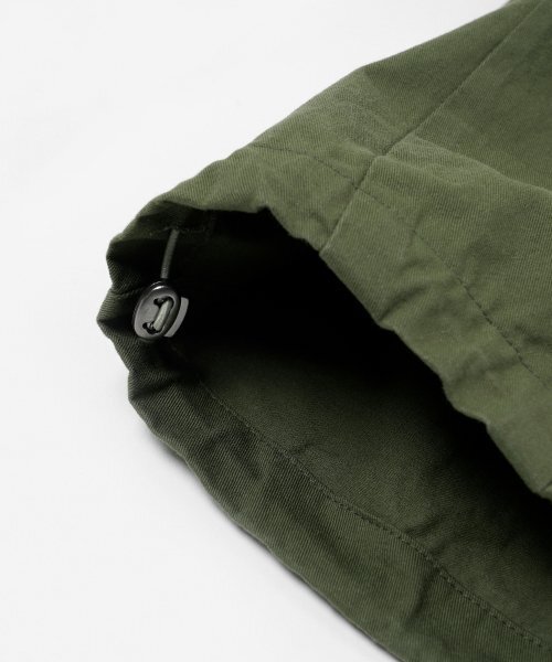 FRIZMWORKS(フリズムワークス)の「TWILL CARGO BALLOON PANTS _ OLIVE(スウェットパンツ・メンズ・その他・MEDIUM/LARGE/X-LARGE/SMALL)」の8枚目の写真