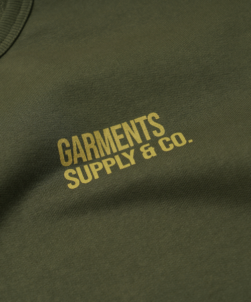 FRIZMWORKS(フリズムワークス)の「SERVICE LABEL SWEATSHIRT _ OLIVE(スウェット・メンズ・その他・SMALL/MEDIUM/LARGE/X-LARGE)」の4枚目の写真