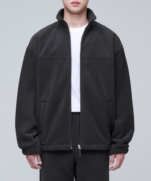 MUSINSA STANDARD（ムシンサスタンダード）の「特大のフリースハイネックジャケット[ダークグレー]（その他アウター・メンズ・その他・MEDIUM/LARGE/X-LARGE/XX-LARGE）」の3枚目の写真