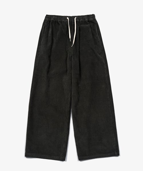 TOFFEE（トフィー）の「コーデュロイワイドバンディングパンツ（ブラック）（その他パンツ・メンズ・その他・MEDIUM/LARGE/X-LARGE）」の2枚目の写真