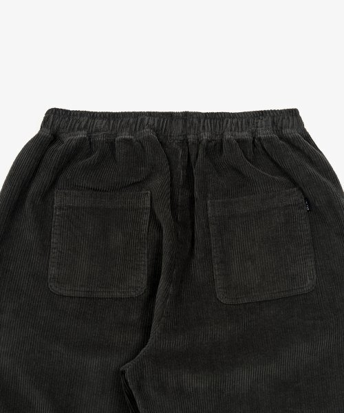 TOFFEE（トフィー）の「コーデュロイワイドバンディングパンツ（ブラック）（その他パンツ・メンズ・その他・MEDIUM/LARGE/X-LARGE）」の4枚目の写真