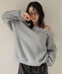 Ulysses（ユリシス）の「ファー付きオフショルスウェット（スウェット）」