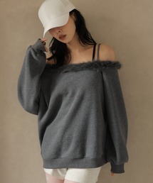 Ulysses（ユリシス）の「ファー付きオフショルスウェット（スウェット）」