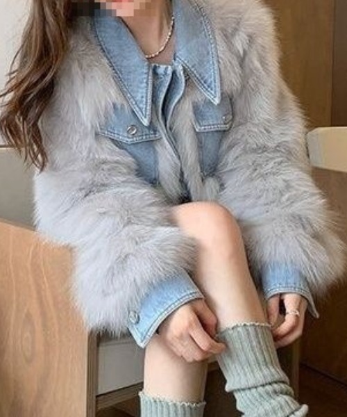 deux amour（ドゥーザムール）の「ファー×デニムドッキングブルゾン（ブルゾン・レディース・ホワイト/グレー・FREE）」の2枚目の写真