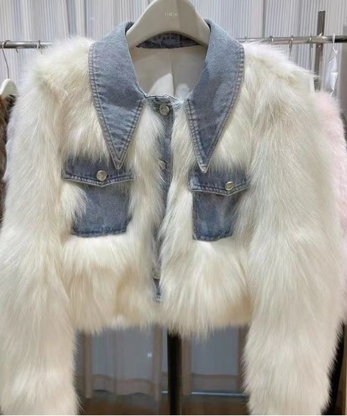 deux amour（ドゥーザムール）の「ファー×デニムドッキングブルゾン（ブルゾン・レディース・ホワイト/グレー・FREE）」の4枚目の写真
