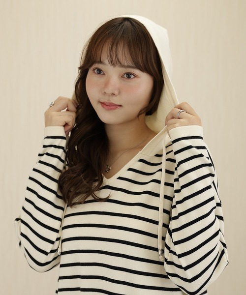 Lace Ladies(レースレディース)の「ボーダー柄 フーデット 長袖 ニット ワンピース(ワンピース・レディース・ブラック/ブラック×ホワイト/ホワイト×ブラック・FREE)」の10枚目の写真