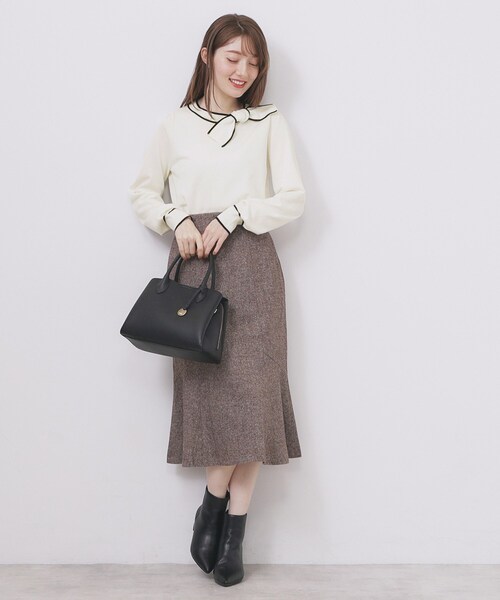 index（インデックス）の「サイドリボンバイカラーニット【洗濯機OK】（ニット/セーター・レディース・ベージュ系その他7/サックスブルー系4/ホワイト系9/ブラック系4/イエロー系その他6・36/38/40/42）」の14枚目の写真