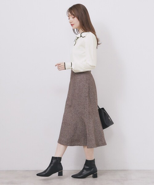 index（インデックス）の「サイドリボンバイカラーニット【洗濯機OK】（ニット/セーター・レディース・ベージュ系その他7/サックスブルー系4/ホワイト系9/ブラック系4/イエロー系その他6・36/38/40/42）」の15枚目の写真