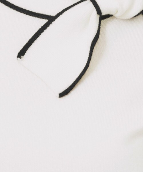 index（インデックス）の「サイドリボンバイカラーニット【洗濯機OK】（ニット/セーター・レディース・ベージュ系その他7/サックスブルー系4/ホワイト系9/ブラック系4/イエロー系その他6・36/38/40/42）」の7枚目の写真