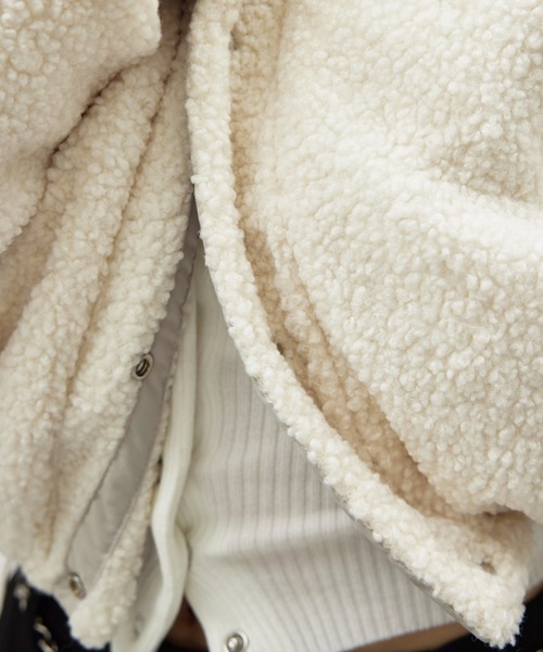 HANNE（アン）の「リバーシブルパディングショートコート（ダウンジャケット/コート・レディース・ブラック/グレー・FREE）」の21枚目の写真