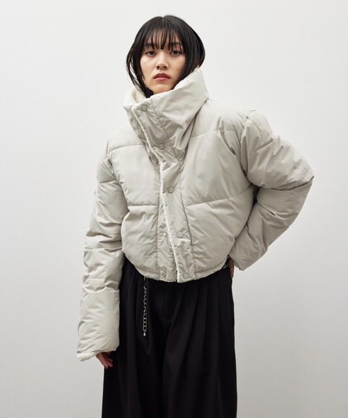 HANNE（アン）の「リバーシブルパディングショートコート（ダウンジャケット/コート・レディース・ブラック/グレー・FREE）」の7枚目の写真