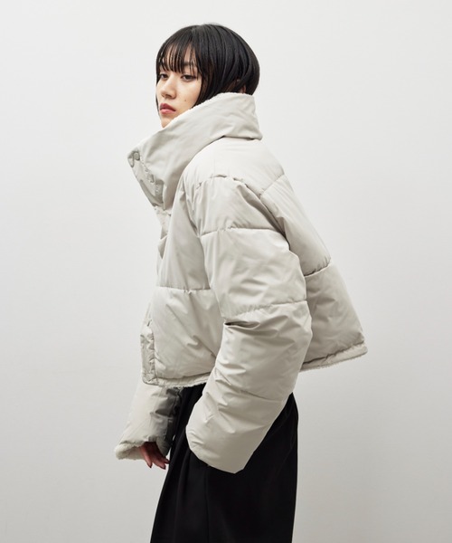 HANNE（アン）の「リバーシブルパディングショートコート（ダウンジャケット/コート・レディース・ブラック/グレー・FREE）」の8枚目の写真