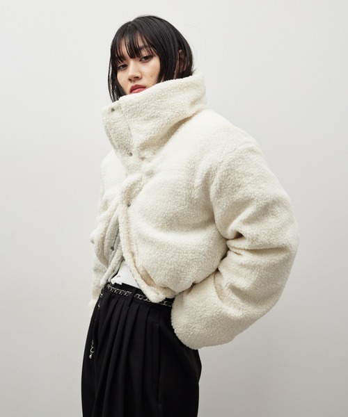 HANNE（アン）の「リバーシブルパディングショートコート（ダウンジャケット/コート・レディース・ブラック/グレー・FREE）」の16枚目の写真