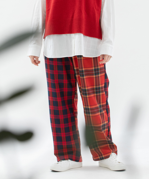 nop de nod(ノップドゥノッド)の「miscチェックストレートパンツ(その他パンツ・レディース・ダークブルー/レッド/グリーン・M)」の1枚目の写真
