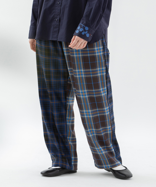 nop de nod(ノップドゥノッド)の「miscチェックストレートパンツ(その他パンツ・レディース・ダークブルー/レッド/グリーン・M)」の22枚目の写真