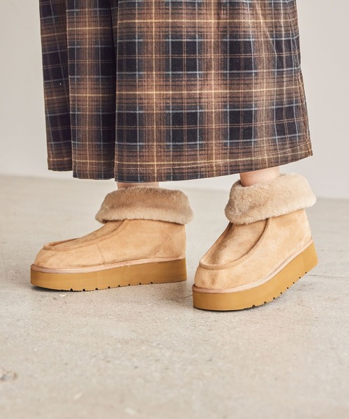 studio CLIP（スタディオクリップ）の「撥水ファームートンブーツ（ブーツ・レディース・ベージュ/ブラック/ライトグレー・LARGE/MEDIUM）」の3枚目の写真