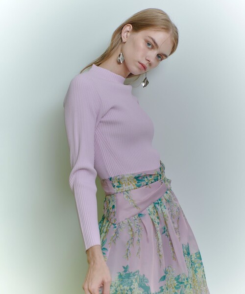 LOULOU WILLOUGHBY(ルルウィルビー)の「【LOULOU WILLOUGHBY】ホルターバックVプルオーバー(ニット/セーター・レディース・ラベンダー/ミント/ブラック/オフホワイト・2)」の19枚目の写真