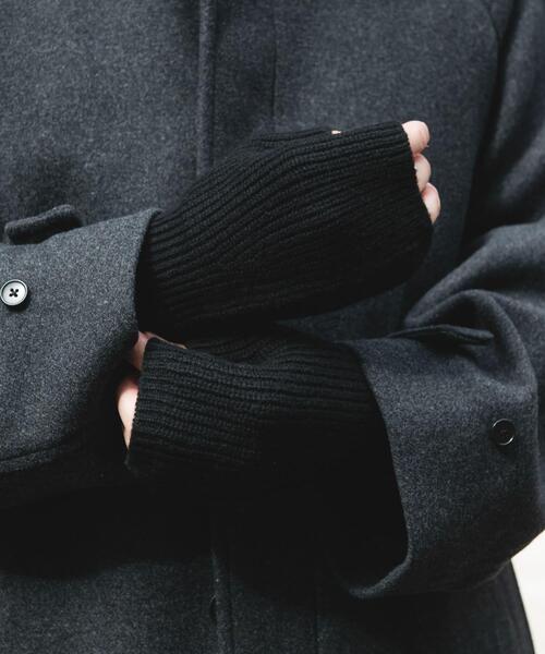 URBAN RESEARCH DOORS（アーバンリサーチドアーズ）の「2WAYニットグローブ（手袋・メンズ・ブラック/イエロー/ブルー・-）」の4枚目の写真