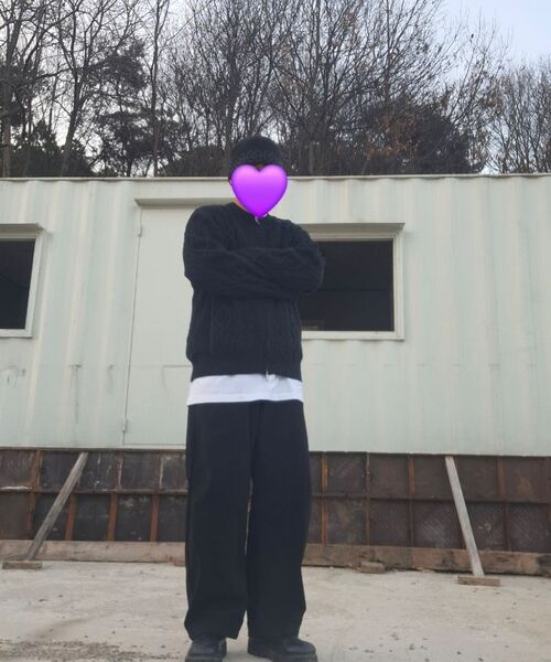 LEIRE（ルアール）の「エブリデイカーブドパンツ[ブラック]（デニムパンツ・メンズ・その他・MEDIUM/LARGE/X-LARGE）」の2枚目の写真