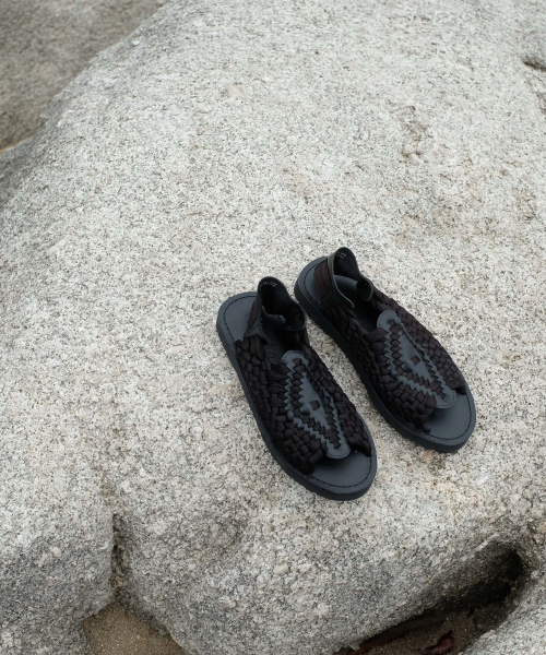 Chubasco（チュバスコ）の「AZB0101 AZTEC2 BLACK/BLACK（サンダル・レディース・その他・27cm/28cm/26cm/29cm/23cm/24cm/25cm）」の3枚目の写真