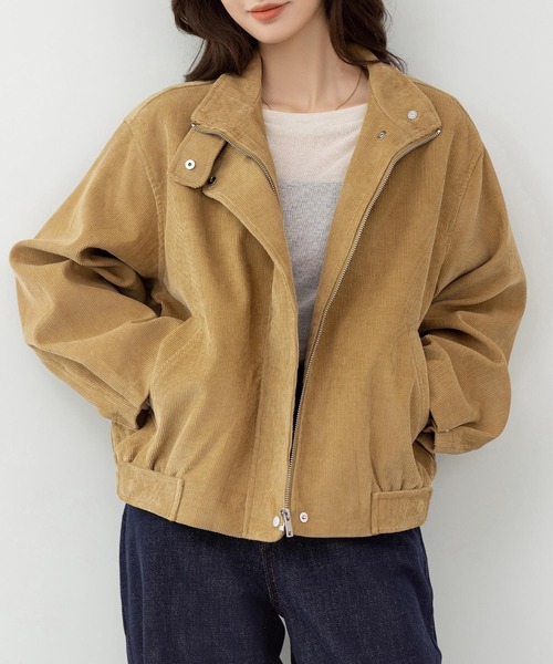 DAY CLOSET（デイ クローゼット）の「【2WAYスタンドカラー】裾ゴムと袖タックで引き締めシルエット。長袖 スナップボタン×ジップ コーデュロイ ジャケット レディース（ブルゾン・レディース・ベージュ/チャコールグレー・FREE）」の11枚目の写真