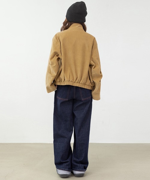 DAY CLOSET（デイ クローゼット）の「【2WAYスタンドカラー】裾ゴムと袖タックで引き締めシルエット。長袖 スナップボタン×ジップ コーデュロイ ジャケット レディース（ブルゾン・レディース・ベージュ/チャコールグレー・FREE）」の18枚目の写真