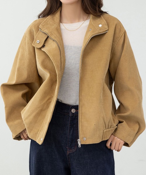 DAY CLOSET（デイ クローゼット）の「【2WAYスタンドカラー】裾ゴムと袖タックで引き締めシルエット。長袖 スナップボタン×ジップ コーデュロイ ジャケット レディース（ブルゾン・レディース・ベージュ/チャコールグレー・FREE）」の22枚目の写真