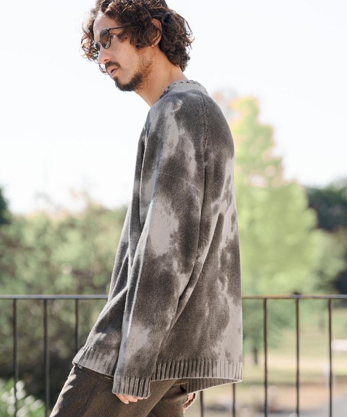 CAMBIO(カンビオ)の「mn3218- Spot Dyed Like Print Knit Pullover ニット(PF-261-001)(ニット/セーター・メンズ・ブラック/グレー・M/L)」の5枚目の写真