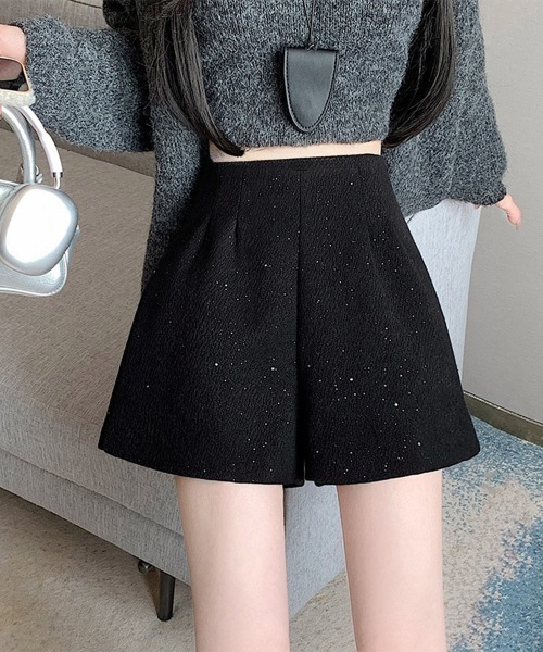 Miniministore(ミニミニストア)の「ラメツイード風ショートパンツハイウエスト(その他パンツ・レディース・ブラック/ダークグレー・M/S/L)」の2枚目の写真