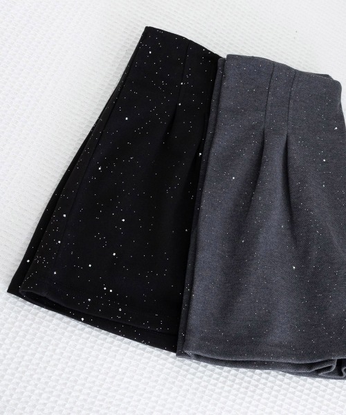 Miniministore(ミニミニストア)の「ラメツイード風ショートパンツハイウエスト(その他パンツ・レディース・ブラック/ダークグレー・M/S/L)」の4枚目の写真