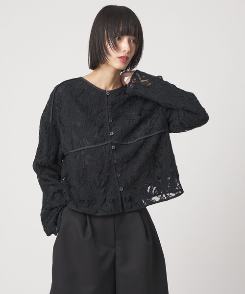 EMMEL REFINES（エメルリファインズ）の「＜EMMEL REFINES＞EM シシュウレース 2WAY ブラウス（シャツ/ブラウス・レディース・オフホワイト/ブラック・FREE）」の3枚目の写真