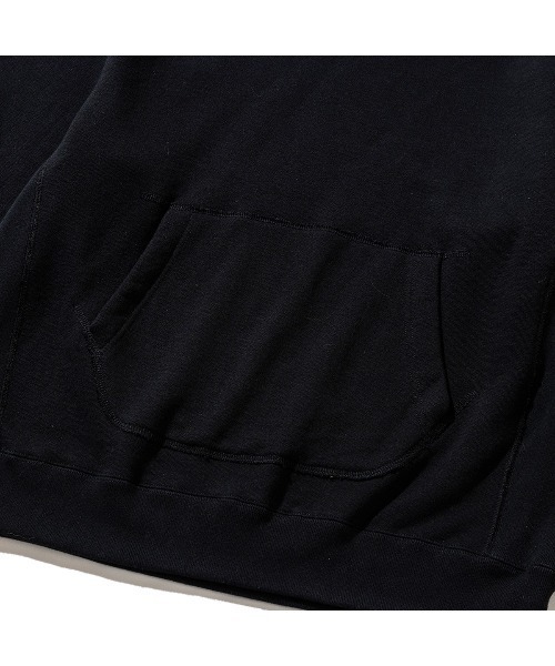 NEW BALANCE(ニューバランス)の「New Balance 1000 SERIES for Kinetics CLASSIC FRENCH TERRY HOODIE(ニューバランス 1000 シリーズ for キネティクス クラシック フレンチテリー フーディー)(パーカー・メンズ・ブラック系/グレー系/ネイビー系・SMALL/MEDIUM/LARGE/X-LARGE)」の6枚目の写真
