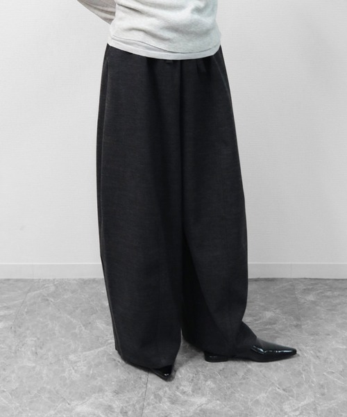 THE CELL.（ザセルドット）の「ツイード調コクーンワイドパンツ　SOFT BRUSHED COCOON WIDE PANTS（その他パンツ・レディース・チャコールグレー/ブラウン・FREE）」の4枚目の写真