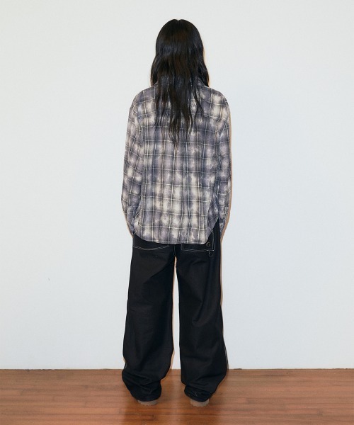 MAHAGRID（マハグリッド）の「『mahagrid/マハグリッド』 Overdyed Check Shirt/オーバーダイチェックシャツ（シャツ/ブラウス・レディース・チャコールグレー・S/M）」の5枚目の写真