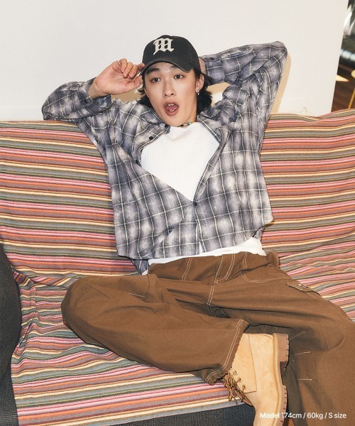 MAHAGRID（マハグリッド）の「『mahagrid/マハグリッド』 Overdyed Check Shirt/オーバーダイチェックシャツ（シャツ/ブラウス・レディース・チャコールグレー・S/M）」の6枚目の写真