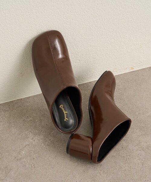 Omekashi（オメカシ）の「サボミュール（スリッポン・レディース・ブラウン/ブラック・SMALL/MEDIUM/LARGE）」の2枚目の写真