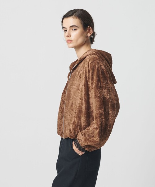 H　BEAUTY&YOUTH UNITED ARROWS（エイチビューティーアンドユースユナイテッドアローズ）の「＜H＞レーヨンシール フード ジップブルゾン（その他アウター・レディース・ブラウン系/ダークグレー・M/S）」の5枚目の写真