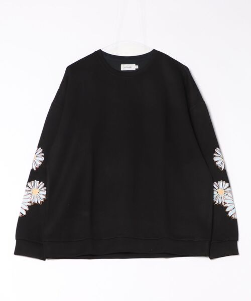 ATELANE(アテレーン)の「★ATELANE★袖フラワー刺繍P/O(スウェット・メンズ・ブルー/ホワイト/ブラック・MEDIUM/LARGE)」の3枚目の写真