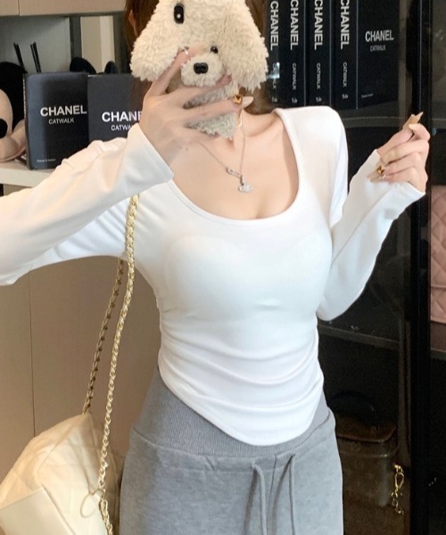SHEENA(シーナ)の「【カップ付き】バックレースサイドギャザートップス(Tシャツ/カットソー・レディース・ブラック/ホワイト/グレー・M)」の13枚目の写真