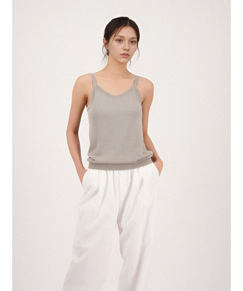 ACUD（アクド）の「V-neck Strap Sleeveless Knit _White（ニット/セーター・レディース・ホワイト・FREE）」の4枚目の写真