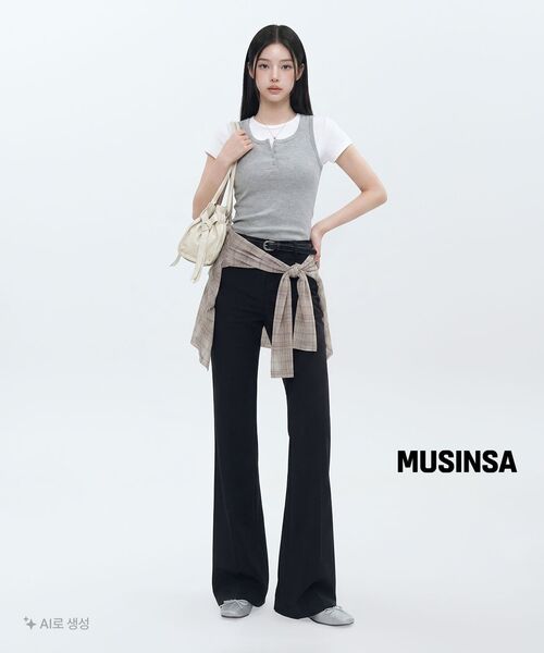 MUSINSA STANDARD WOMAN（ムシンサスタンダードウーマン）の「ウィメンズスリムクルーネックTシャツ[ホワイト]（Tシャツ/カットソー・レディース・その他・LARGE/MEDIUM/SMALL/X-SMALL/X-LARGE）」の13枚目の写真