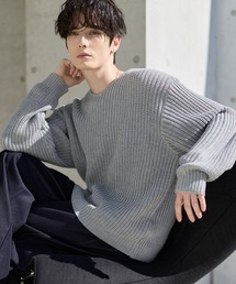 ASTRONOMY（アストロノミー）の「畦編みVネック短丈ニット（ニット/セーター）」