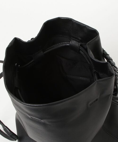 YArKA（ヤーカ）の「【YArKA/ヤーカ】real leather flat braided handle drawstring shoulder bag [bdbd6] / フラット編ハンドル巾着バッグ（ショルダーバッグ・レディース・ブラック・FREE）」の21枚目の写真