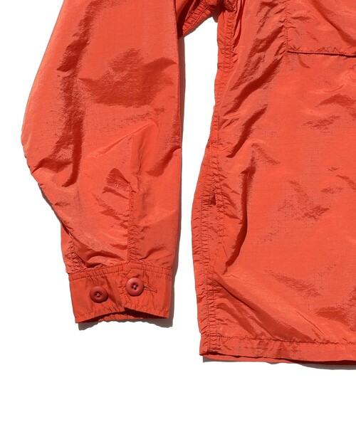 BEAMS PLUS(ビームスプラス)の「MIL SHT-JAC NYCO Rip stop Pigment Dye(ブルゾン・メンズ・グリーン/ブルー/イエロー/オレンジ・X-LARGE/LARGE/MEDIUM/SMALL)」の10枚目の写真