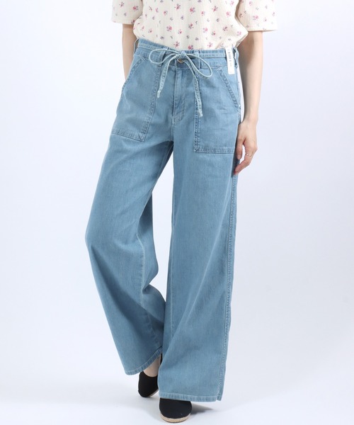 SOMETHING(サムシング)の「SOMETHING(サムシング)SUMMER BAKER WIDE/サマーベイカーワイドデニムパンツ/COOL 涼感 抗菌防臭/LISA WIDE(デニムパンツ・レディース・ライトブルー/チャコールグレー/ダークブルー/アイボリー・S/M/L)」の4枚目の写真