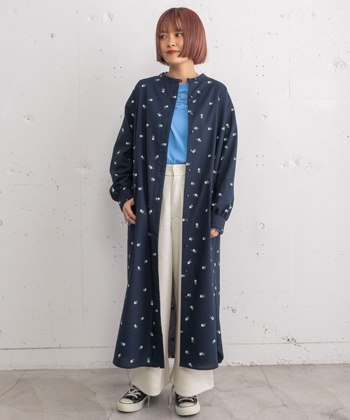 POU DOU DOU（プードゥドゥ）の「クローバープリントシャツワンピース（ワンピース・レディース・ネイビー/キナリ・3）」の15枚目の写真